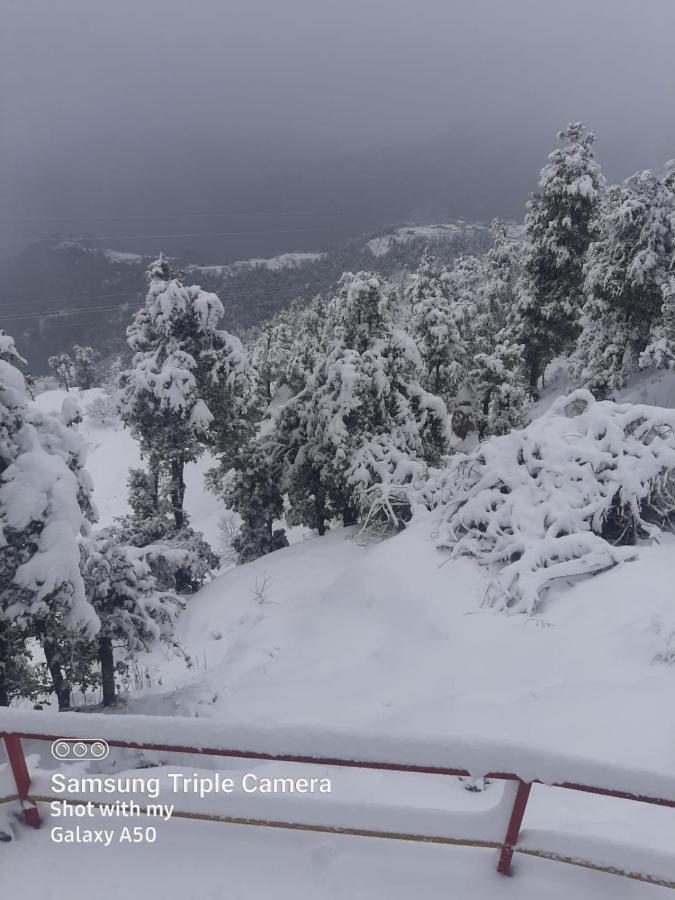 Dev Bhoomi Resort Kanatal Extérieur photo