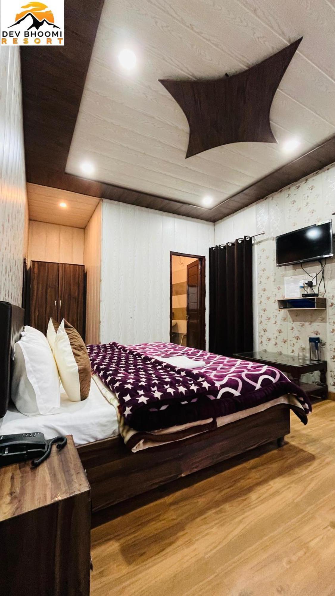 Dev Bhoomi Resort Kanatal Extérieur photo