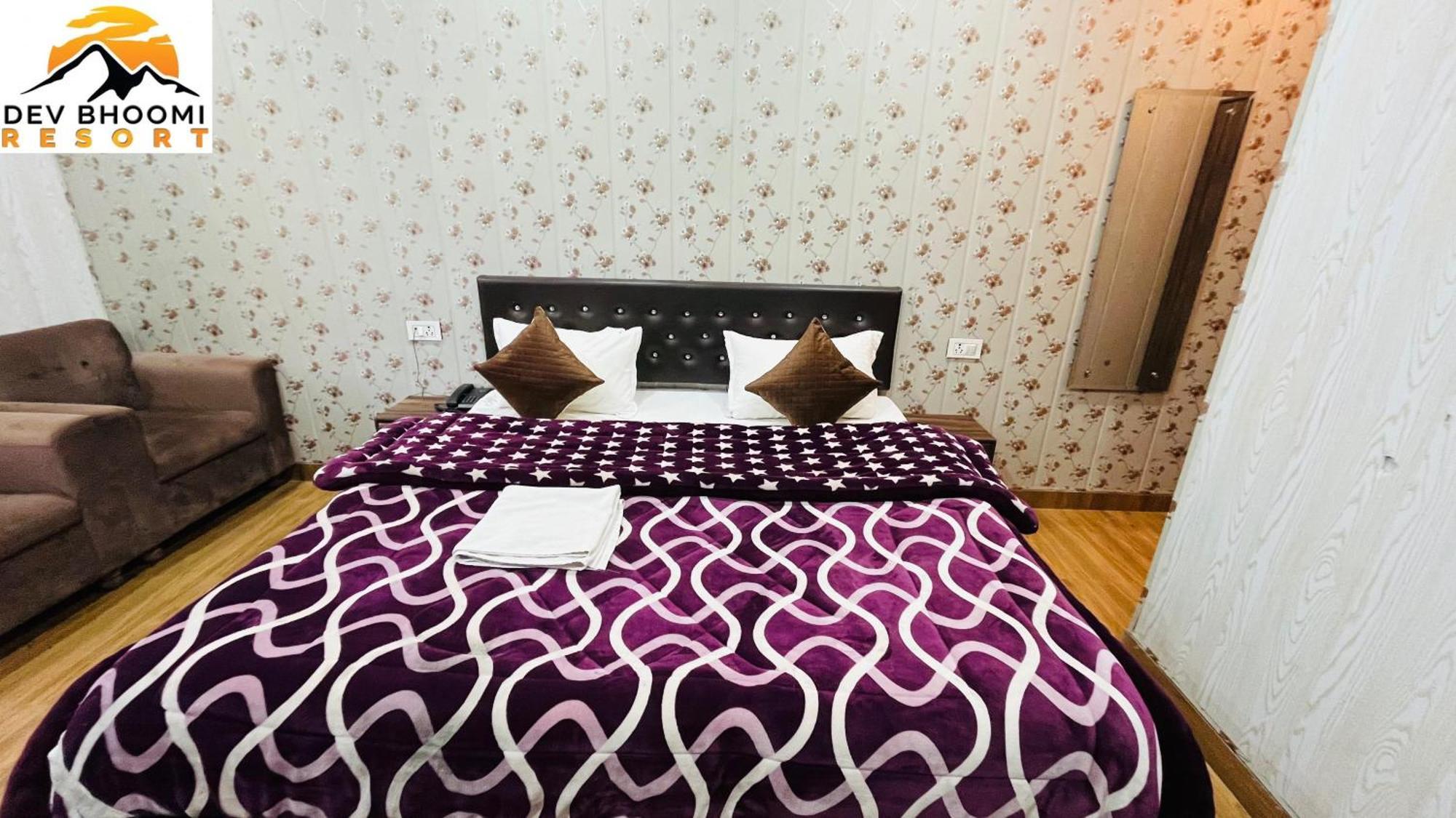 Dev Bhoomi Resort Kanatal Extérieur photo